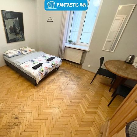 Fantastic Waw - G Room 3 Варшава Екстериор снимка